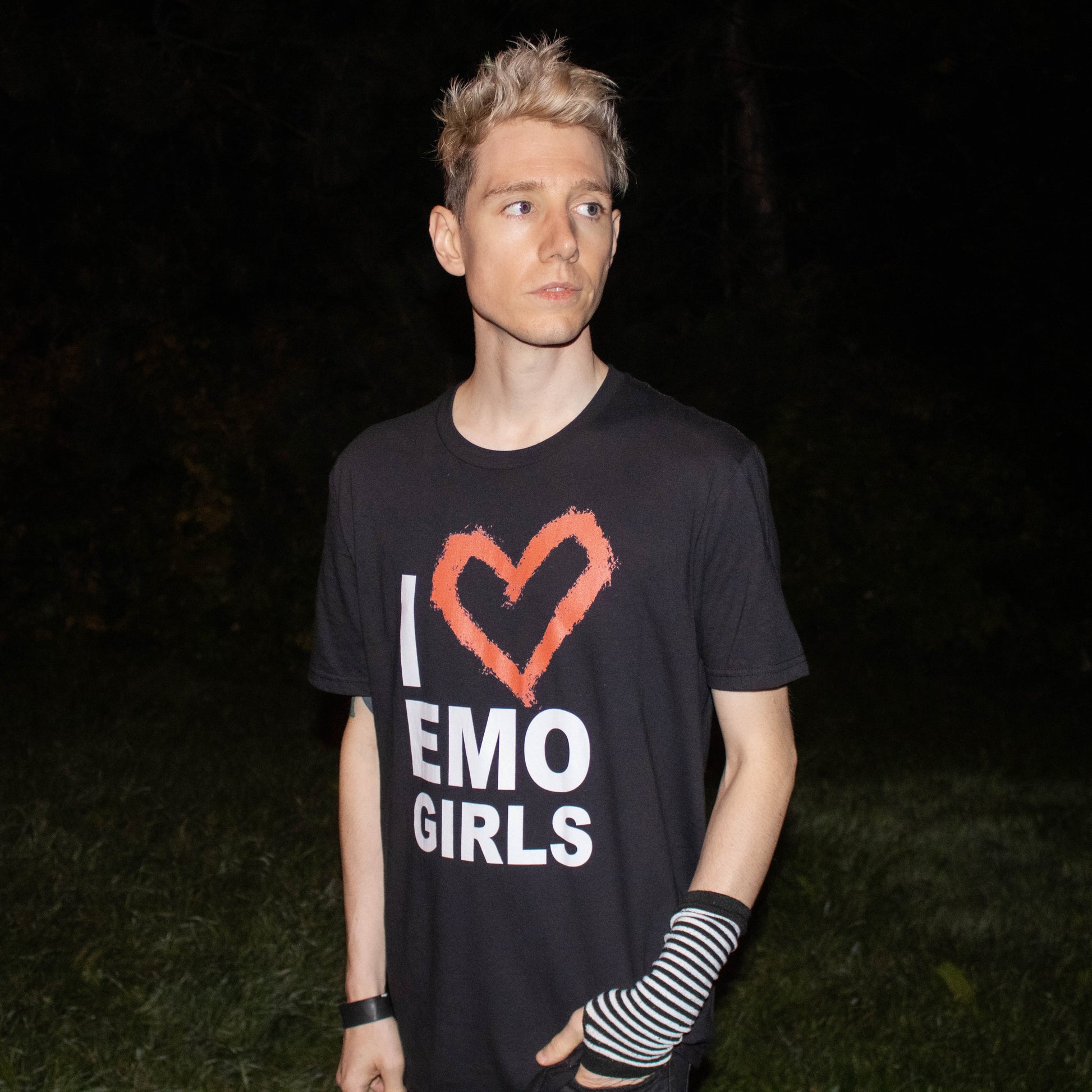  I Love Emo Girls - I Heart Emo Girls T-Shirt